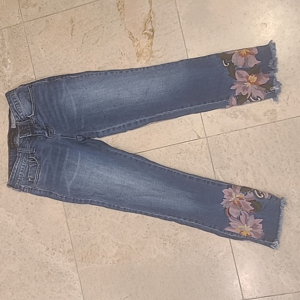 Aeropostale ankle straight Capri jeans with embroidery size 000